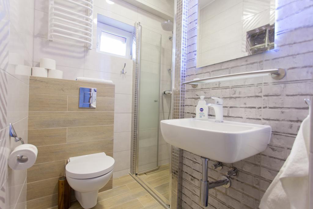 Villa Anna Gdansk - Noclegi Rooms - Free Parking Екстер'єр фото